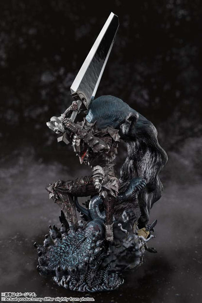 BERSERK - Figurine Guts Berserker Armor / Figuarts Zero Touche Métallique