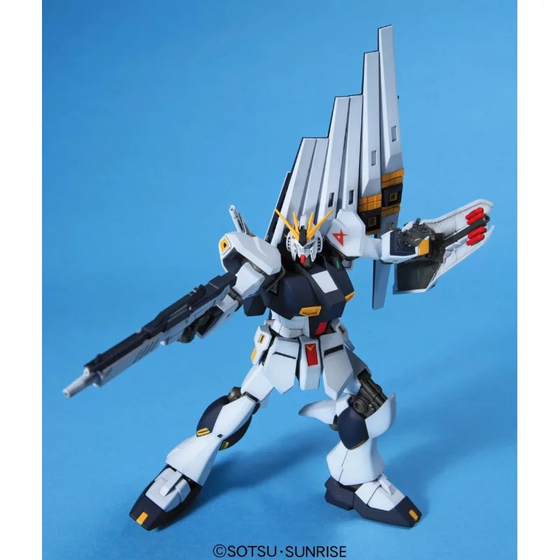 GUNDAM - Model Kit Gunpla v Gundam RX-93 Gundam | HG 1/144