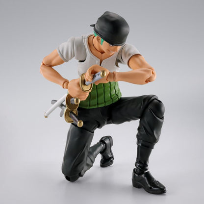 ONE PIECE - Figurine Roronoa Zoro Romance Dawn  / S.H.Figuarts